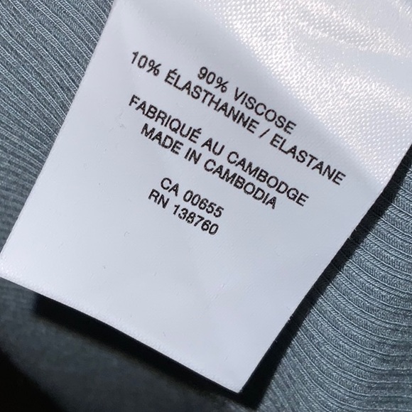 Reitman’s Top - Picture 6 of 6